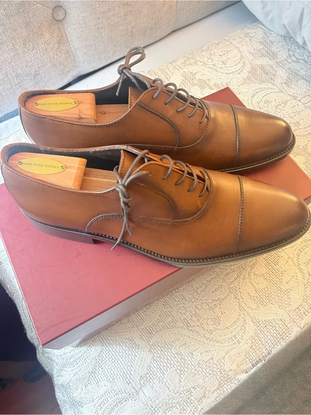 Classic Brown Cap-Toe Oxford Dress Shoes - Men
